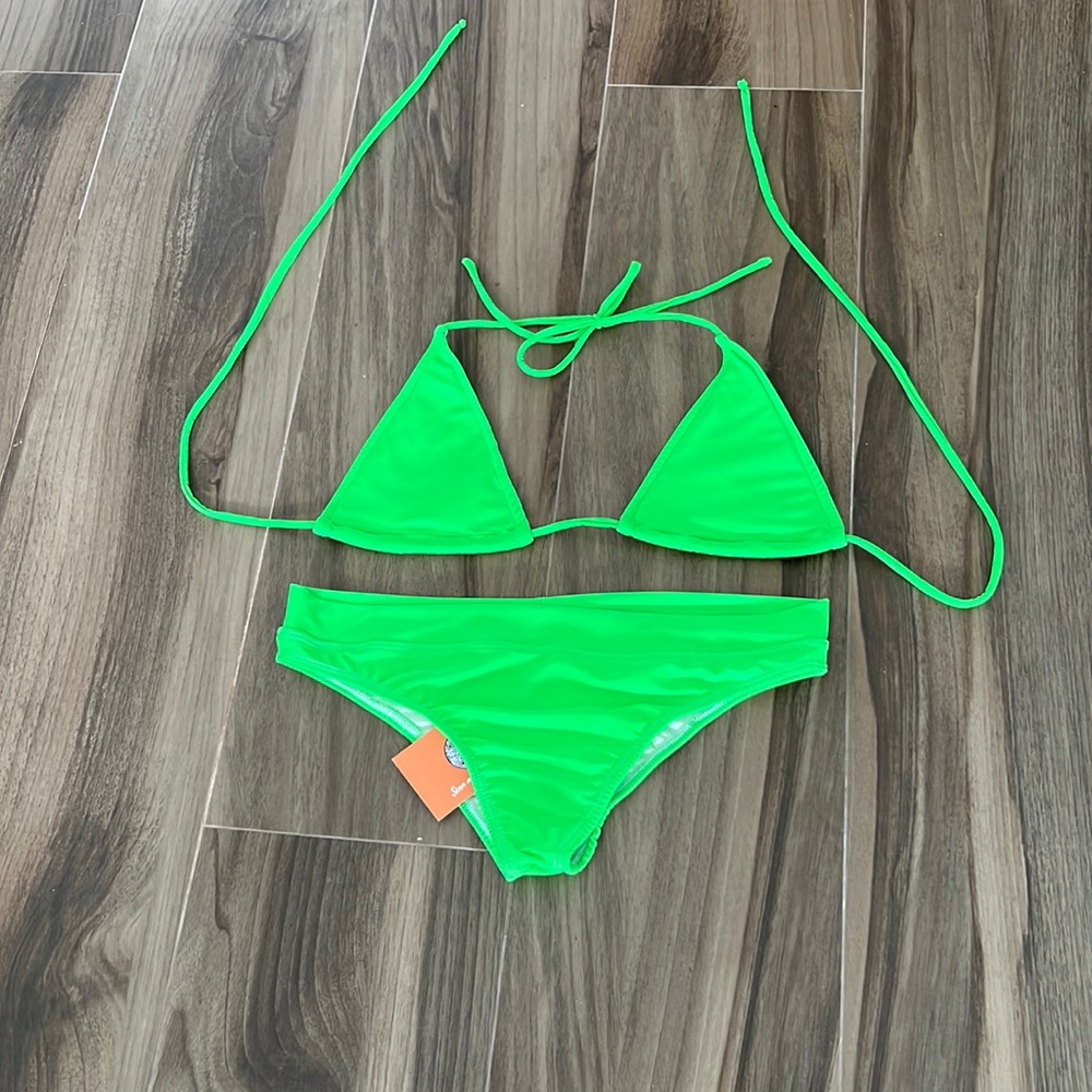 Neon Green Bikini (ONLY SELLING BOTTOMS)